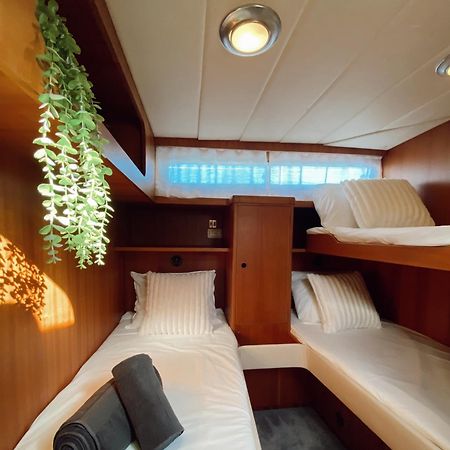 Malmo'S Yacht Hotel Валенсия Екстериор снимка